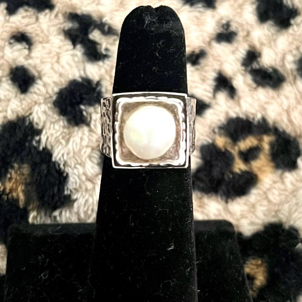 Silpada Sterling Silver and Pearl Ring Size 5.25-5.5 R0898